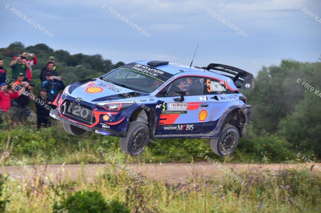 Neuville-Gilsoul....JPG